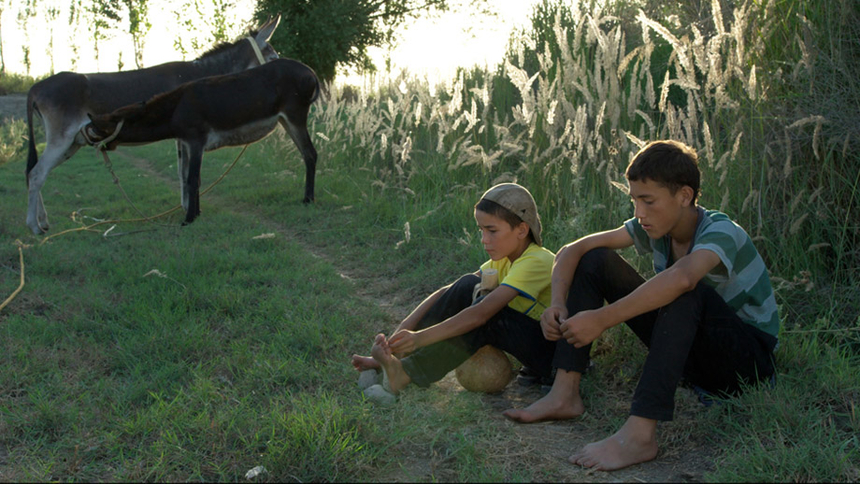 Udine 2019 Review: A FIRST FAREWELL, Tenderly Observed Drama About Uyghur Children In Xinjiang 